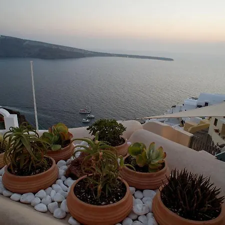 Hotel Nano Oia (Santorini)